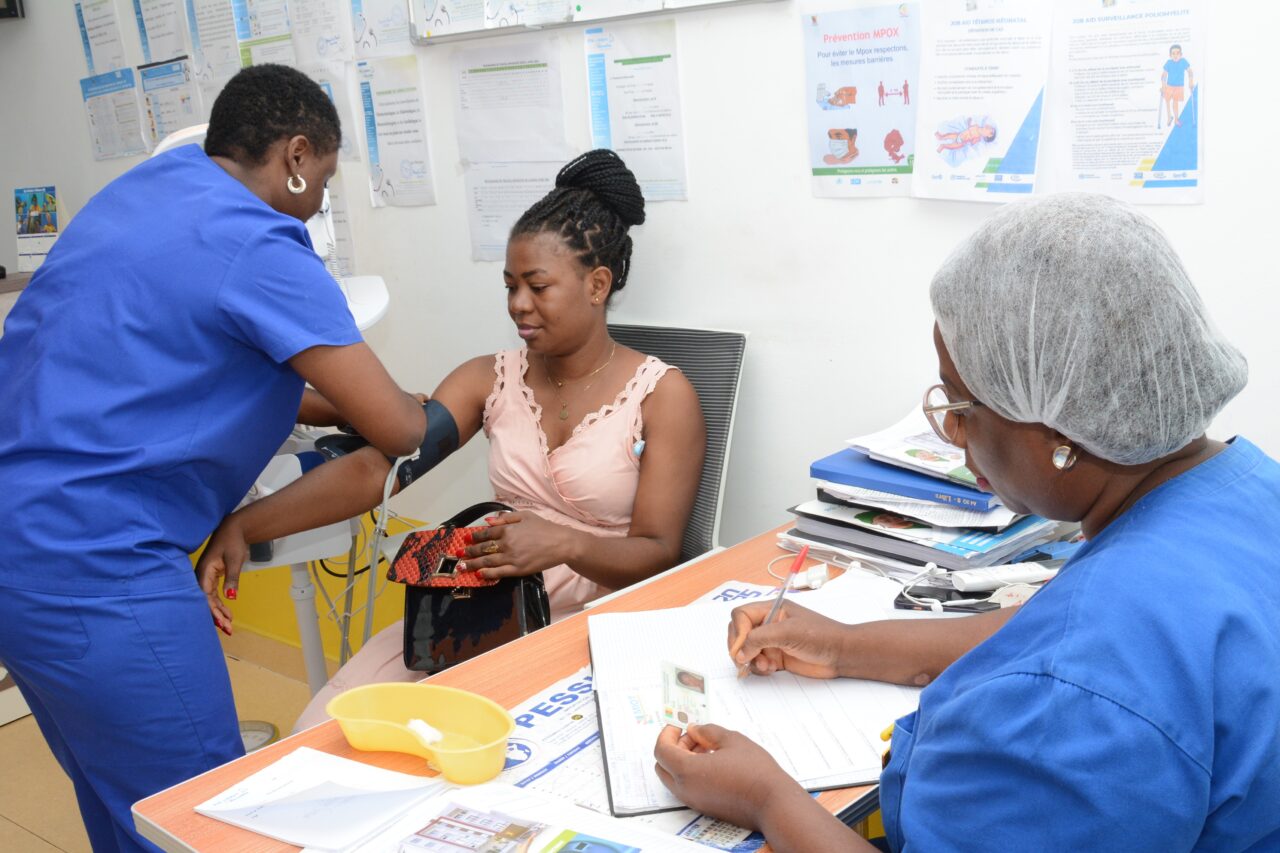 🎉 Vaste campagne de dépistage gratuite réussie à Douala